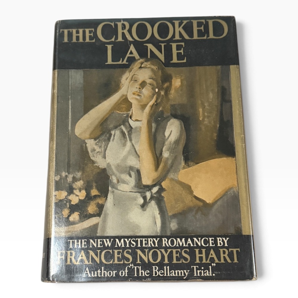 The Crooked Lane Frances Noyes Hart 1934 First Edition Mystery Romance Hardcover